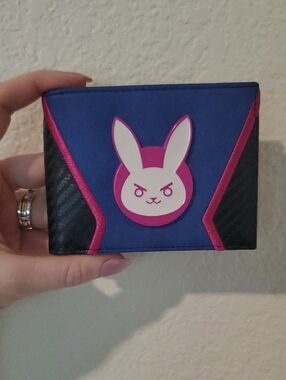 NWOT D.Va Bunny Logo Bi-Fold Overwatch Wallet